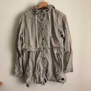 Nikita Daymark Silver Lightweight Jacket L